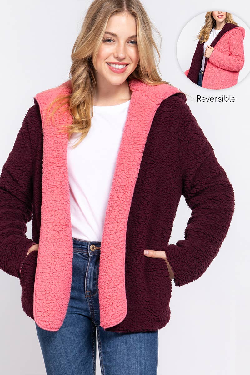 VESTE À CAPUCHE RÉVERSIBLE EN FAUSSE FOURRURE