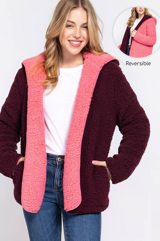 VESTE À CAPUCHE RÉVERSIBLE EN FAUSSE FOURRURE