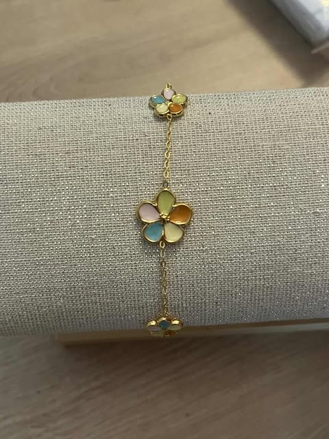 Bracelet